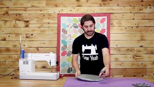 Sew This Cute Baby Blanket Quilt! | Charm Pack Project смотреть онлайн