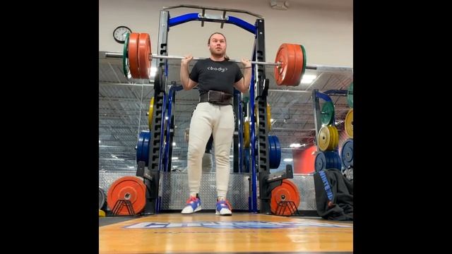a year of squats day 1: 245 lbs/111 kg смотреть онлайн