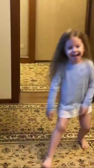 Ай, да елочка, погляди🌲 смотреть онлайн