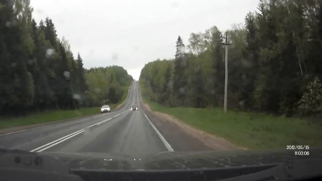 Даун на дороге смотреть онлайн