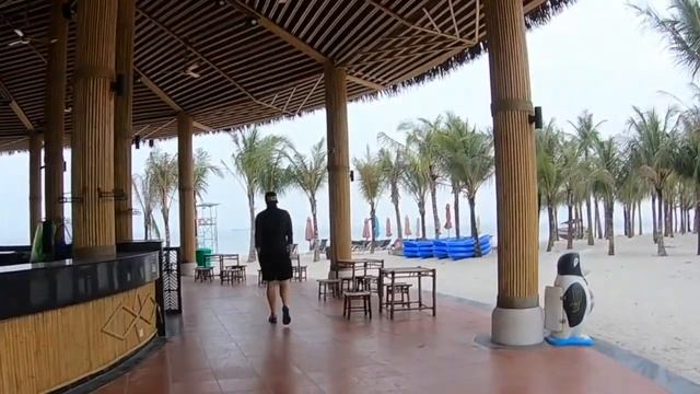 Day 16 - Ha Long niurus oras смотреть онлайн