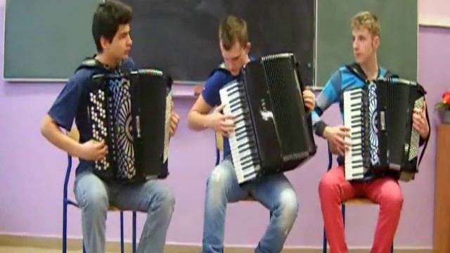 Dj Antoine & The Beat Shakers - Ma Cherie (Crazy Accordion Trio Cover) смотреть онлайн
