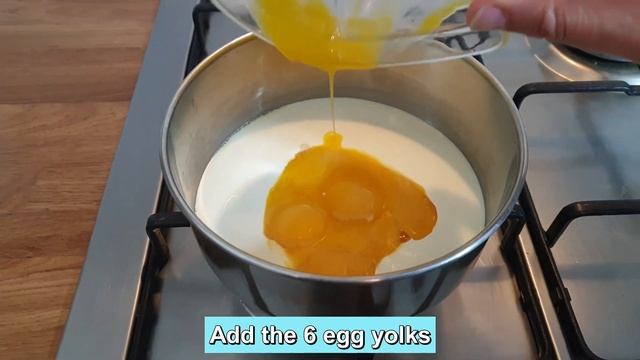 Delicious Almondy Daim Chocolate Cake! (Ikea Cake) смотреть онлайн
