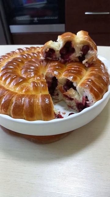 Нежный/Вкусный/Вишнёвый Сладкий Пирог/Улитка/ смотреть онлайн
