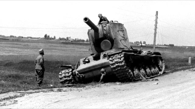 KV-2 - El Anti Búnker смотреть онлайн