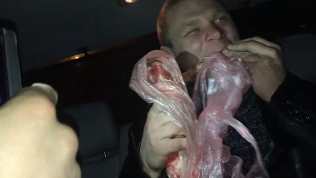 Пожирание сырого хвоста смотреть онлайн