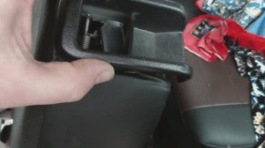 Замена ручки откидывания спинки переднего сиденья на  Ниве Легенда