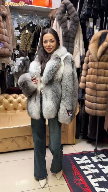 Роскошные полушубки из серебристой полярной лисы.mp4 смотреть онлайн