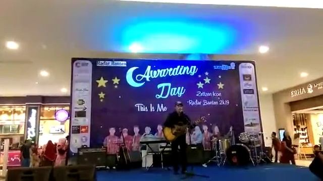 Rayhan - Zetizen Icon Boy Radar Banten 2019 - Show Me the Way смотреть онлайн