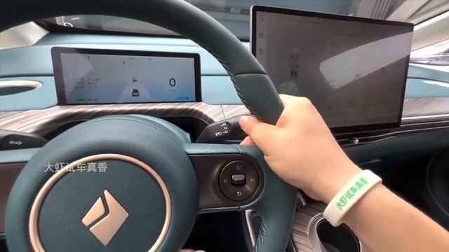 wow 😱😱 Prawn Immersive Test Drive] Baojun Yunduo · Preview←come onCome~ bring you an immersive look смотреть онлайн