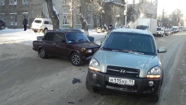 ДТП.MOV смотреть онлайн