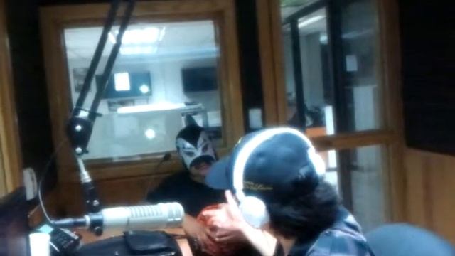 Entrevista en el Programa Los Amigos del Volante смотреть онлайн