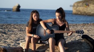 Doll by Milenita (acoustic cover by Silvia and Kiara)