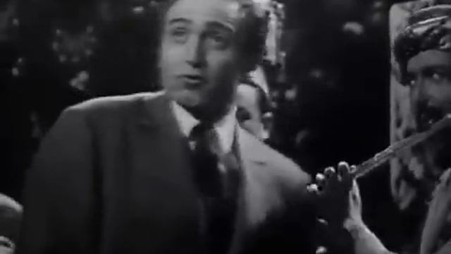 MUSTAFA (chérie je t'aime chérie je t'adore) - Staiffi et ses Mustafa's смотреть онлайн
