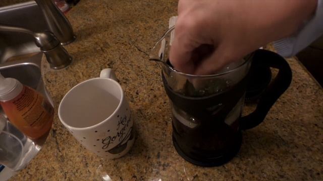 Unboxing & Taste-Test Review of Kona French Coffee Press + coupon for Subbies! смотреть онлайн