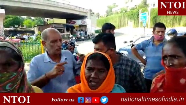 JAMMU: Vendors Protest against anti encroachment drive by JMC. Block road смотреть онлайн