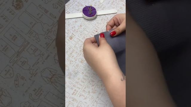 МАНЖЕТА С РАЗРЕЗОМ ДЛЯ ПАЛЬЦА. Подробнее в описании видео. смотреть онлайн