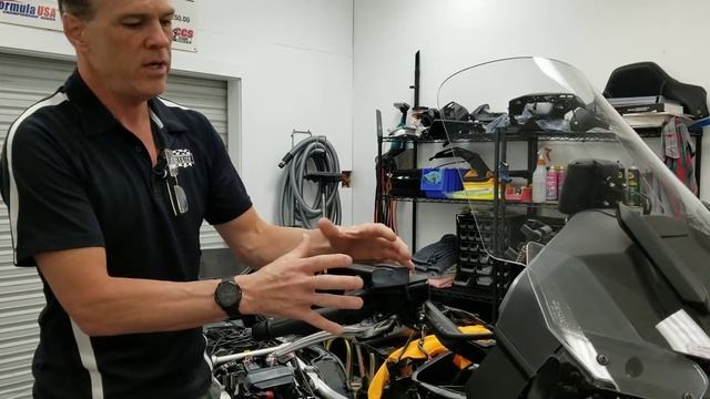 Radar Detector Mount and Wiring for 2018+ Honda GoldWing смотреть онлайн
