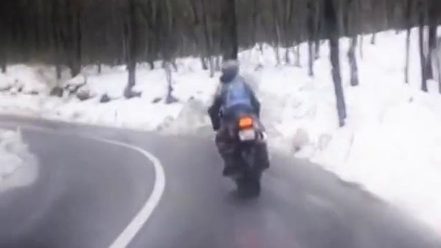 Kawasaki ZX-12R Northerner смотреть онлайн