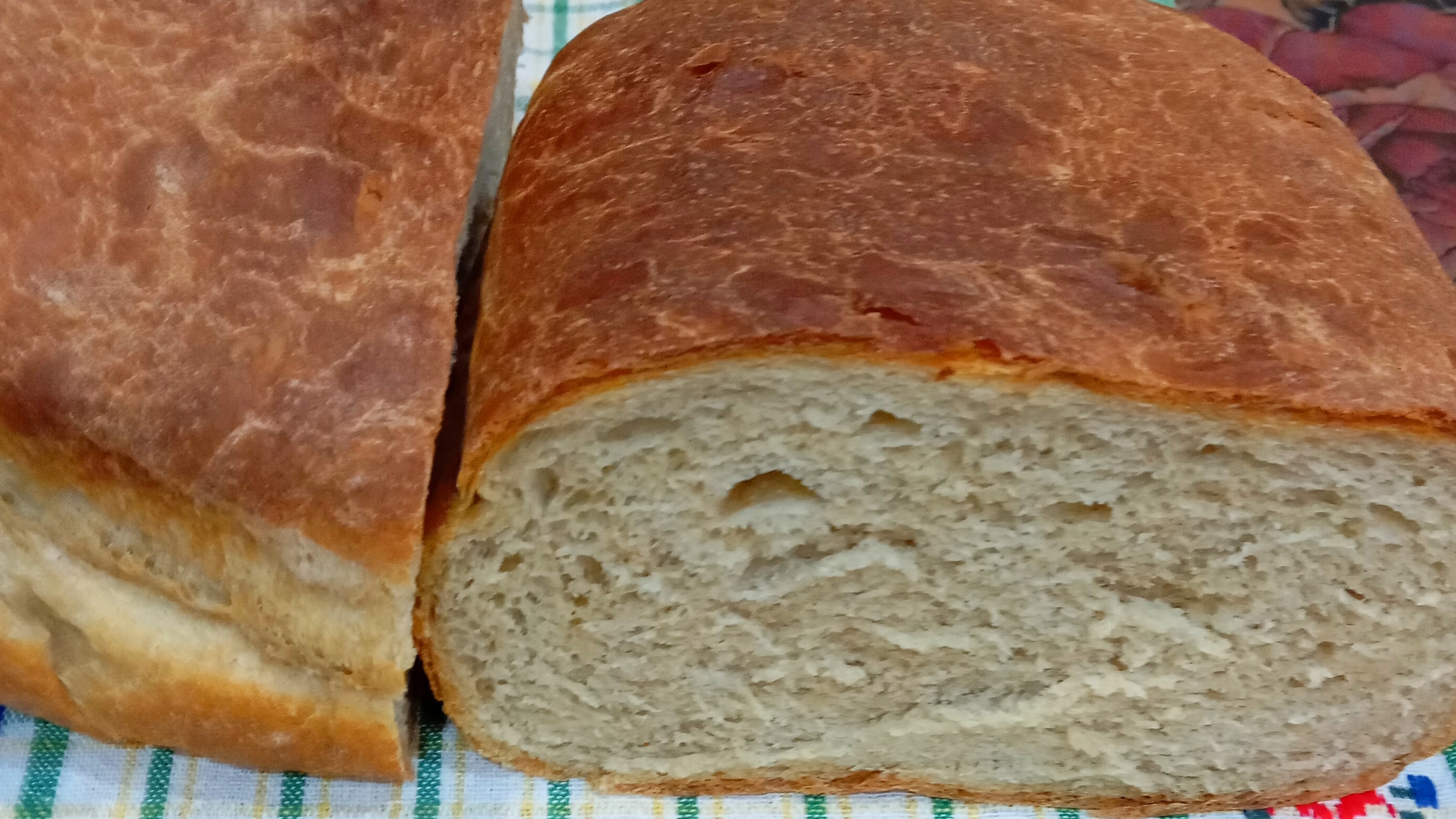 Домашний хлеб из цельнозерновой и пшеничной муки. Просто, вкусно и доступно. смотреть онлайн