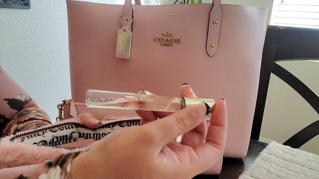 Vlogmas Days 4-5 WIMB Coach Town Tote Blossom Pink смотреть онлайн