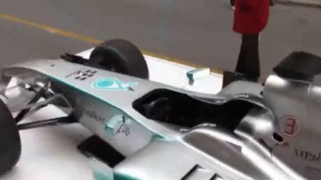 2012 Mercedes-Benz Formula 1 Race Car смотреть онлайн