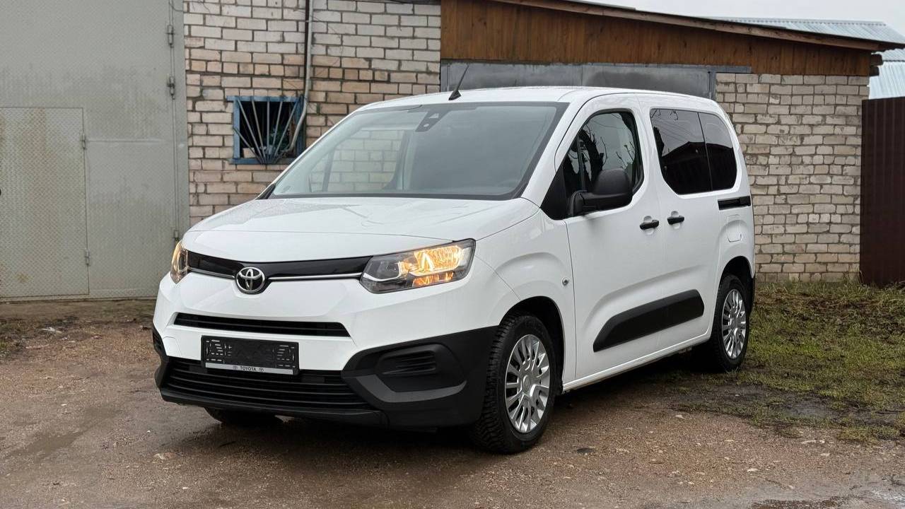 Каблук на все случаи жизни. Toyota ProAce City. Свежее поступление. смотреть онлайн