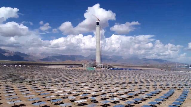 Delingha 50MW Molten Salt Tower CSP Plant Construction Footage смотреть онлайн