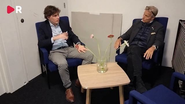 Is Asia the future? Interview with Economics Professor Cris Lingle смотреть онлайн