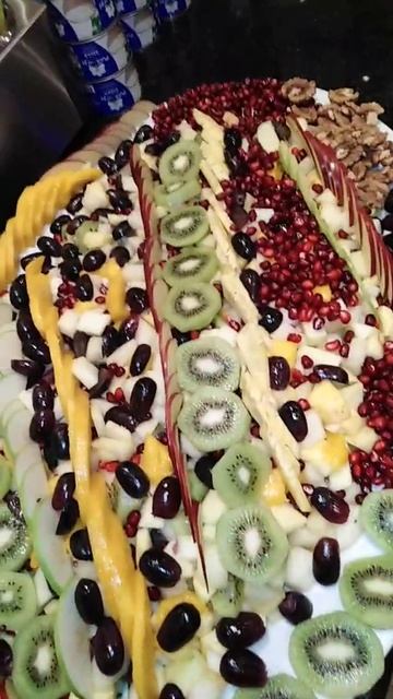 Fruit salad cocktail fruit and nuts смотреть онлайн