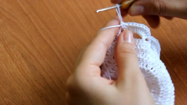 ЧЕПЧИК крючком (1 часть) Crochet Baby Hat With Subtitles