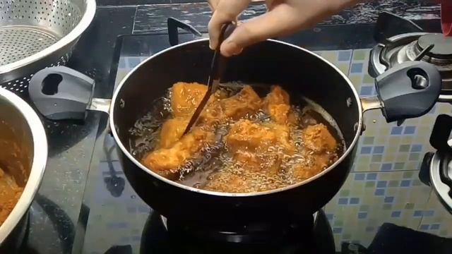 Kashmiri Street Style Fish Pakora | Gade Pakode | Crispy , Quick & Delicious Fried Fish | смотреть онлайн