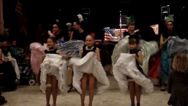 FRENCH CANCAN