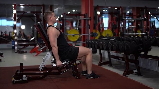 Бицепс сидя с вращением кистей Упражнение #25 - Biceps sitting with rotation of the hands смотреть онлайн