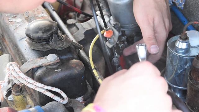 Classic Mini DIY - Throttle Cable Installation смотреть онлайн