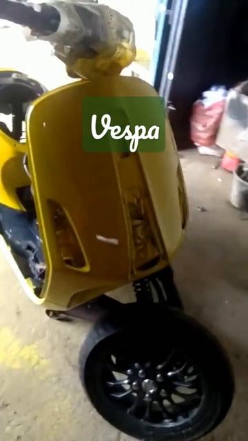 cat ulang vespa matic#shorts #short #vespa смотреть онлайн