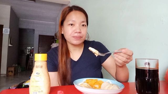 Egg, apple and orange with black coffee | MayLhyn Vlogs смотреть онлайн