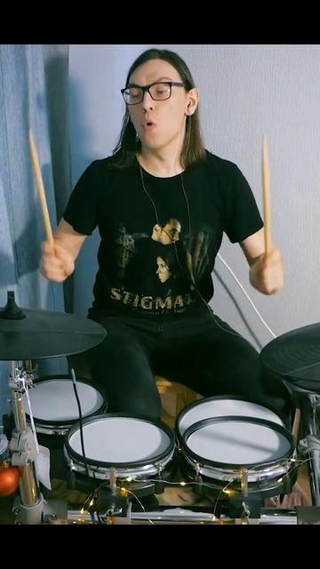 Три дня дождя - Перезаряжай #drums #триднядождя #drumcover смотреть онлайн