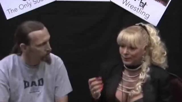 Luna Vachon on Sherri Martel смотреть онлайн