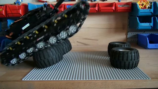 Lego Technic Tank смотреть онлайн