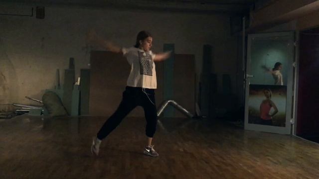 Зина Куприянович - Учу новую хореографию смотреть онлайн