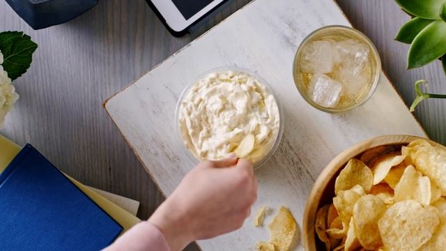 Discover Summer Fresh Hummus, Salads and Dips From Above смотреть онлайн