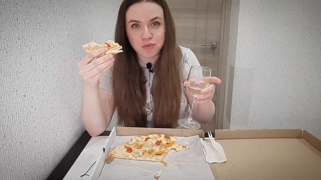 МУКБАНГ| Пицца| Мамочки поделитесь опытом| Манипуляция , мое мнение смотреть онлайн