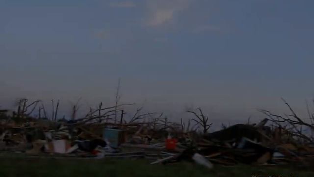 Joplin MO EF-5 Tornado May 22, 2011 Radar Analysis with Damage Photos смотреть онлайн