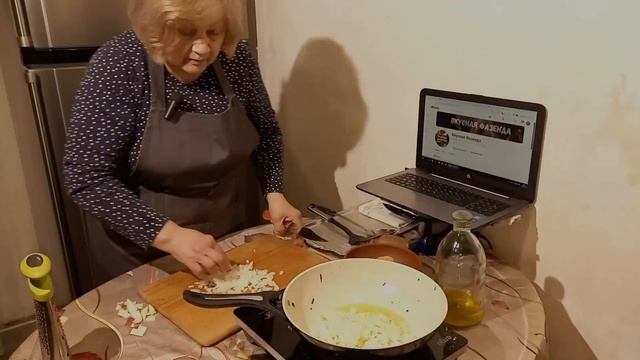 Готовим Украинский борщ с пампушками Рецепт моей семьи смотреть онлайн