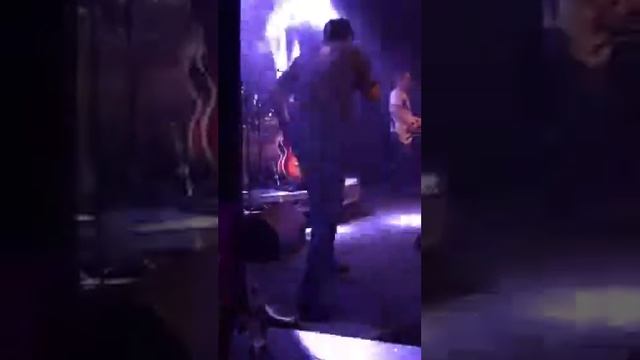 Tod Johnston & Peace Love - Underneath The Radar смотреть онлайн