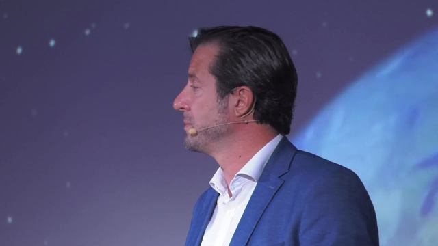 Platypus gives inspiration to one-of-a-kind initiative | Francois-Alexandre Bertrand | TEDxVitosha смотреть онлайн