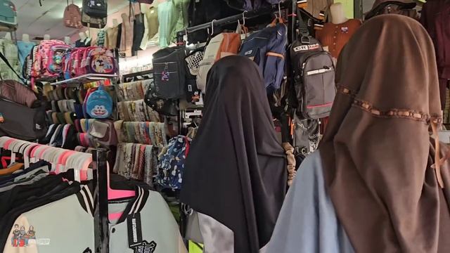 MAMAH ARUL TERHARU.. MAKAN ENAK MENU SATE MARANGGI PESMOL IKAN SAYUR JANTUNG | MANGPEP VLOG смотреть онлайн