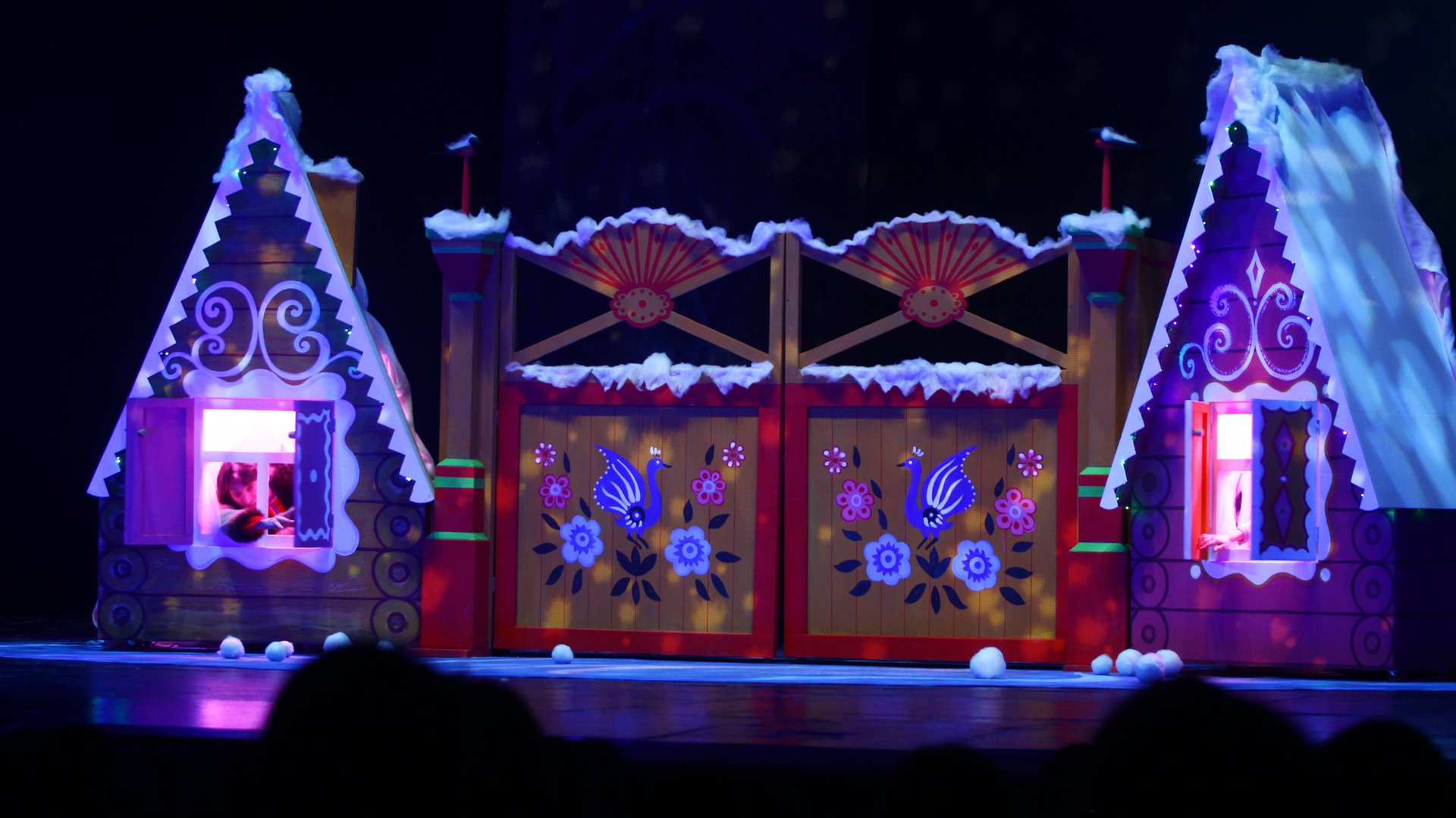 Премьера новогоднего спектакля "Морозко" в Ульяновском драматическом театре имени И.А.Гончарова