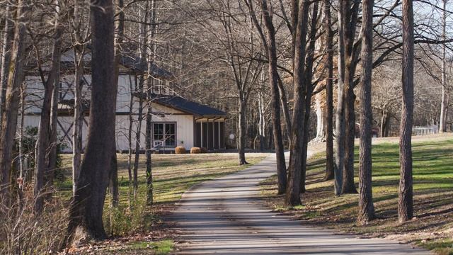Nice multi-home farm with event barn смотреть онлайн